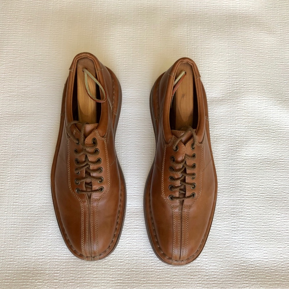 Allen Edmonds Casual Leather Sneaker